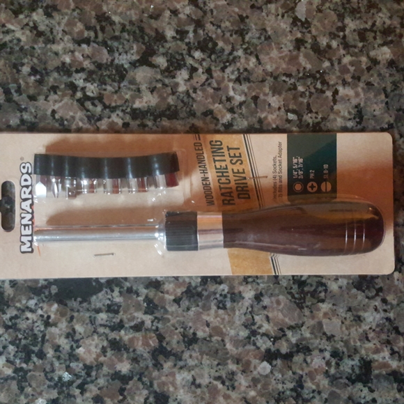 Menards Other Menards Wooden Handled Ratcheting Drive Set New 4